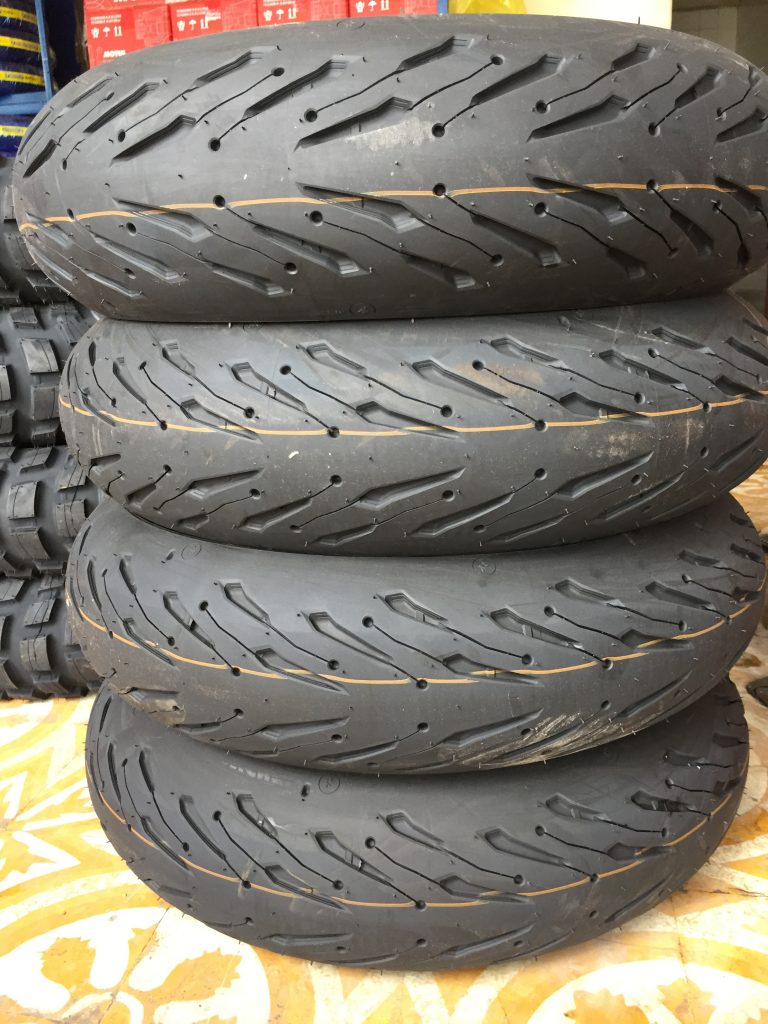 Michelin Pilot Road 5