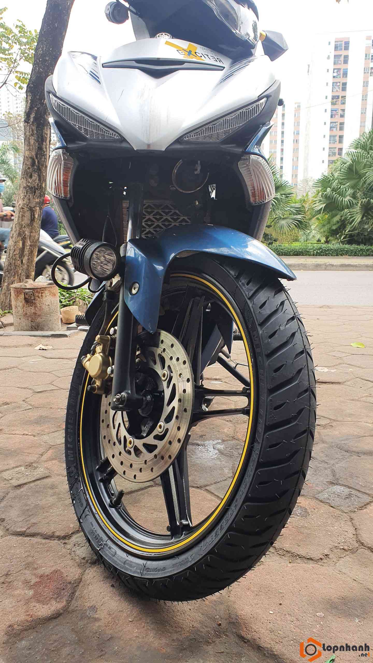 8d16e240eeaa1bf442bb