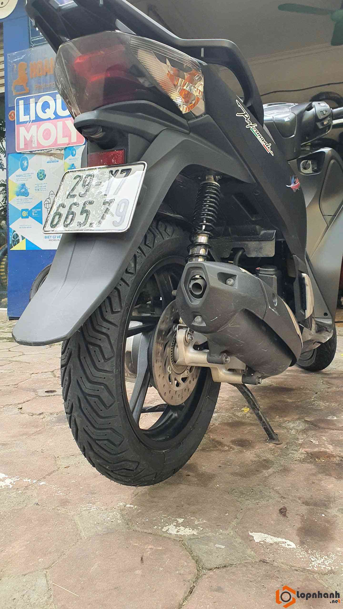 michelin city grip 2 cho xe honda SH 4