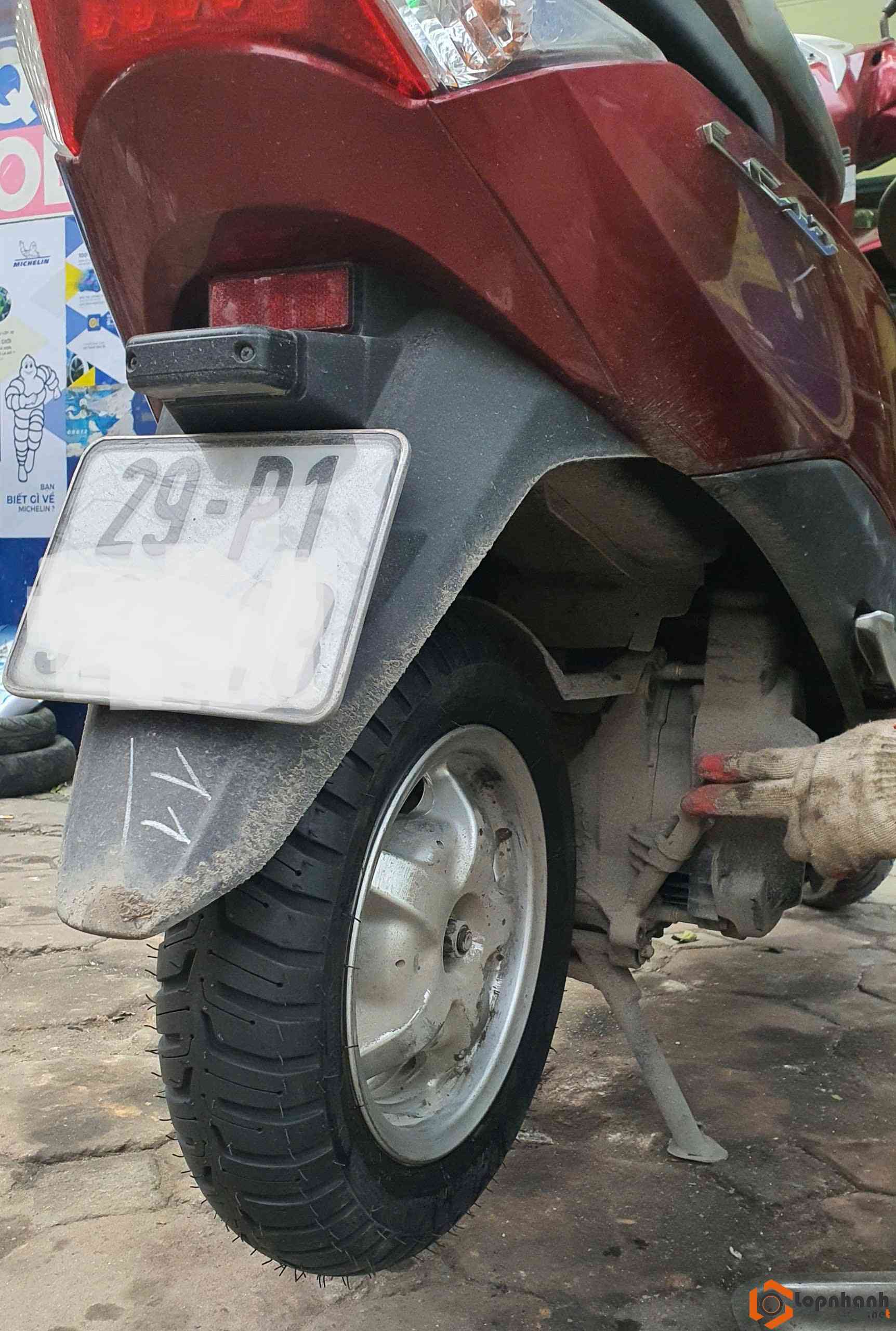 Michelin city extra cho xe lead 4